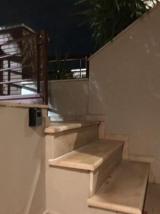 5 Min From Papageorgiou Free Indoor Parking Apartment Tesalonika Bagian luar foto